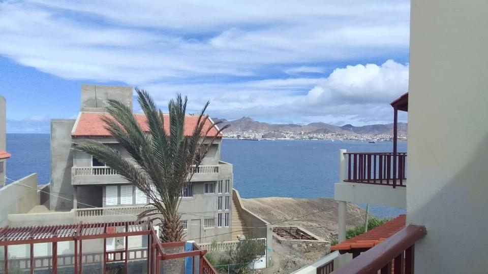 Pousada Monte Cara Mindelo Exterior photo